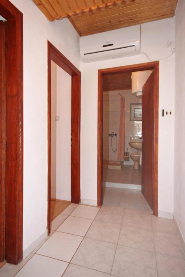Apartments By The Sea Metajna, Pag - 6351 Exterior photo