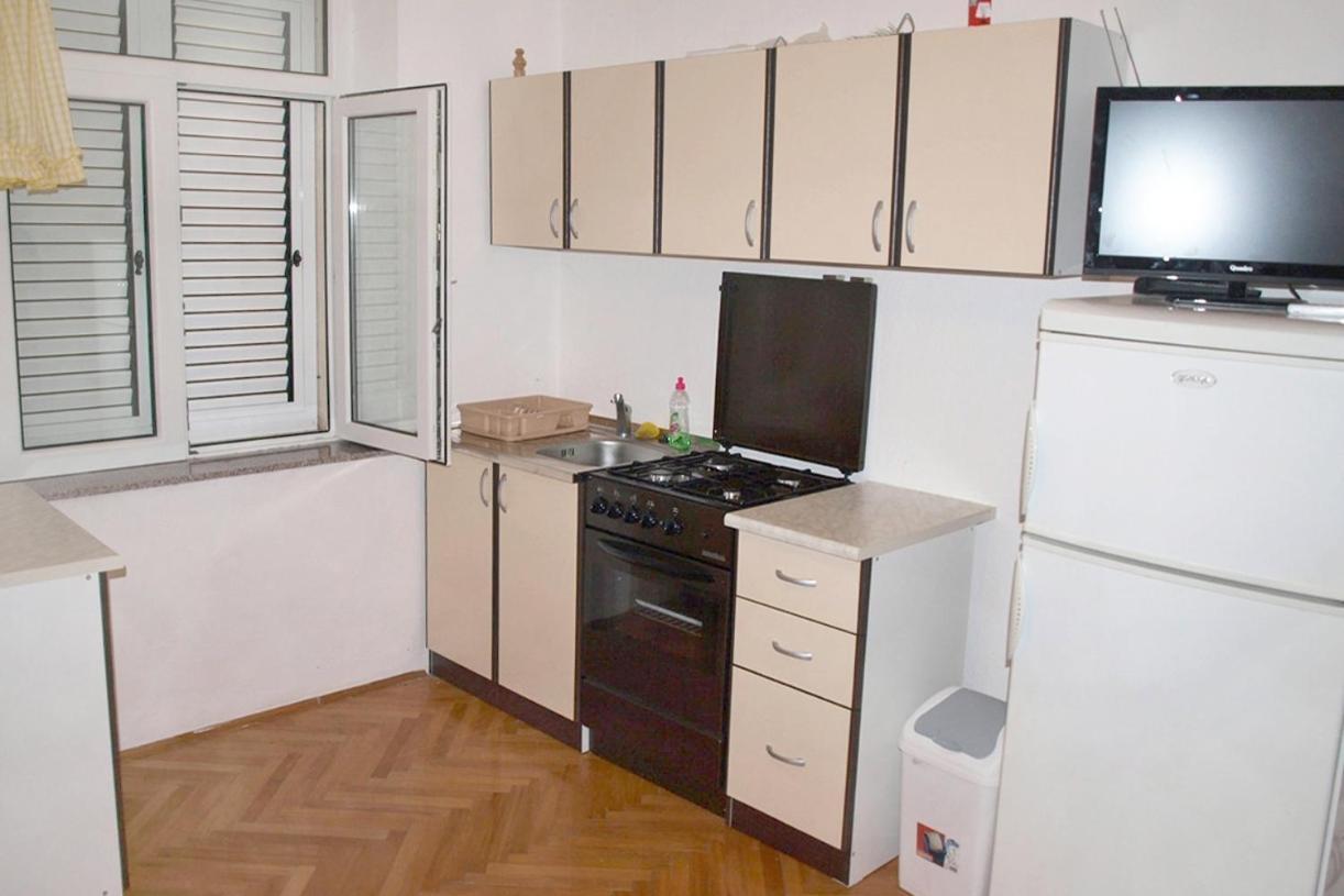 Apartments By The Sea Metajna, Pag - 6351 Exterior photo